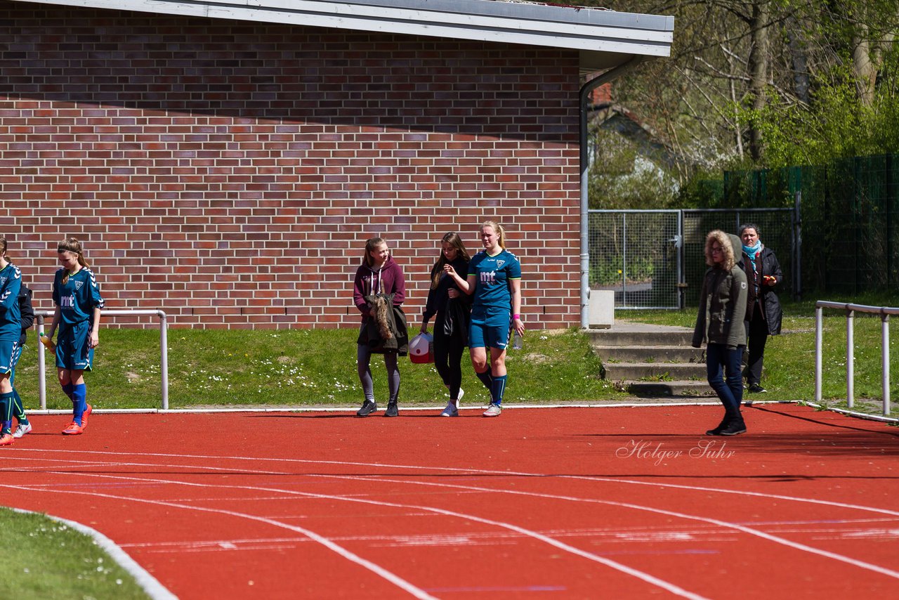 Bild 354 - wBJ VfL Oldesloe - SV Henstedt Ulzburg : Ergebnis: 3:3